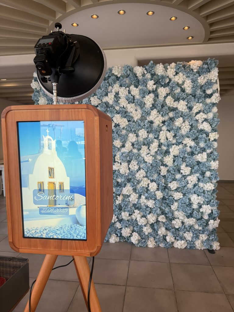 Vintage Booth in Santorini