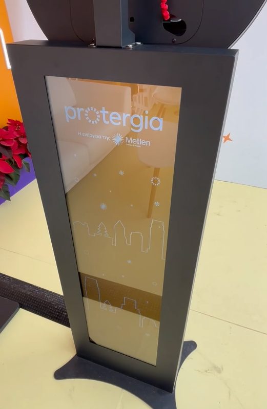 black python detail_onephotobooth