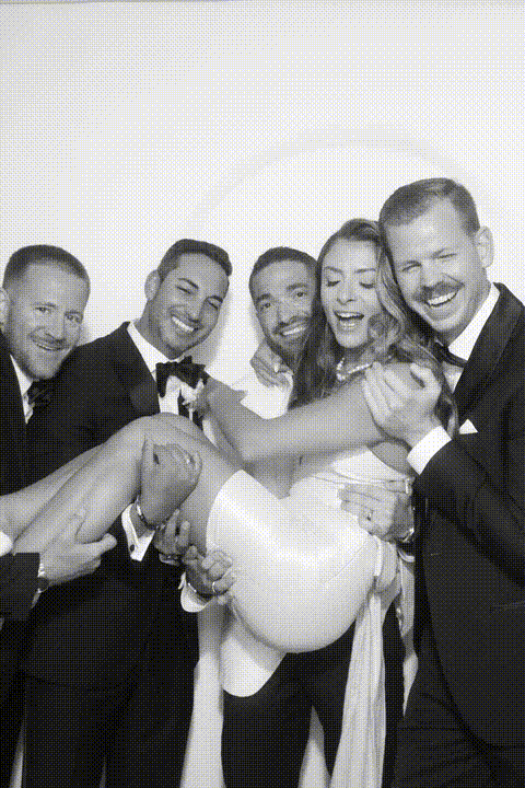 slim mirror wedding santorini GIF_onephotobooth