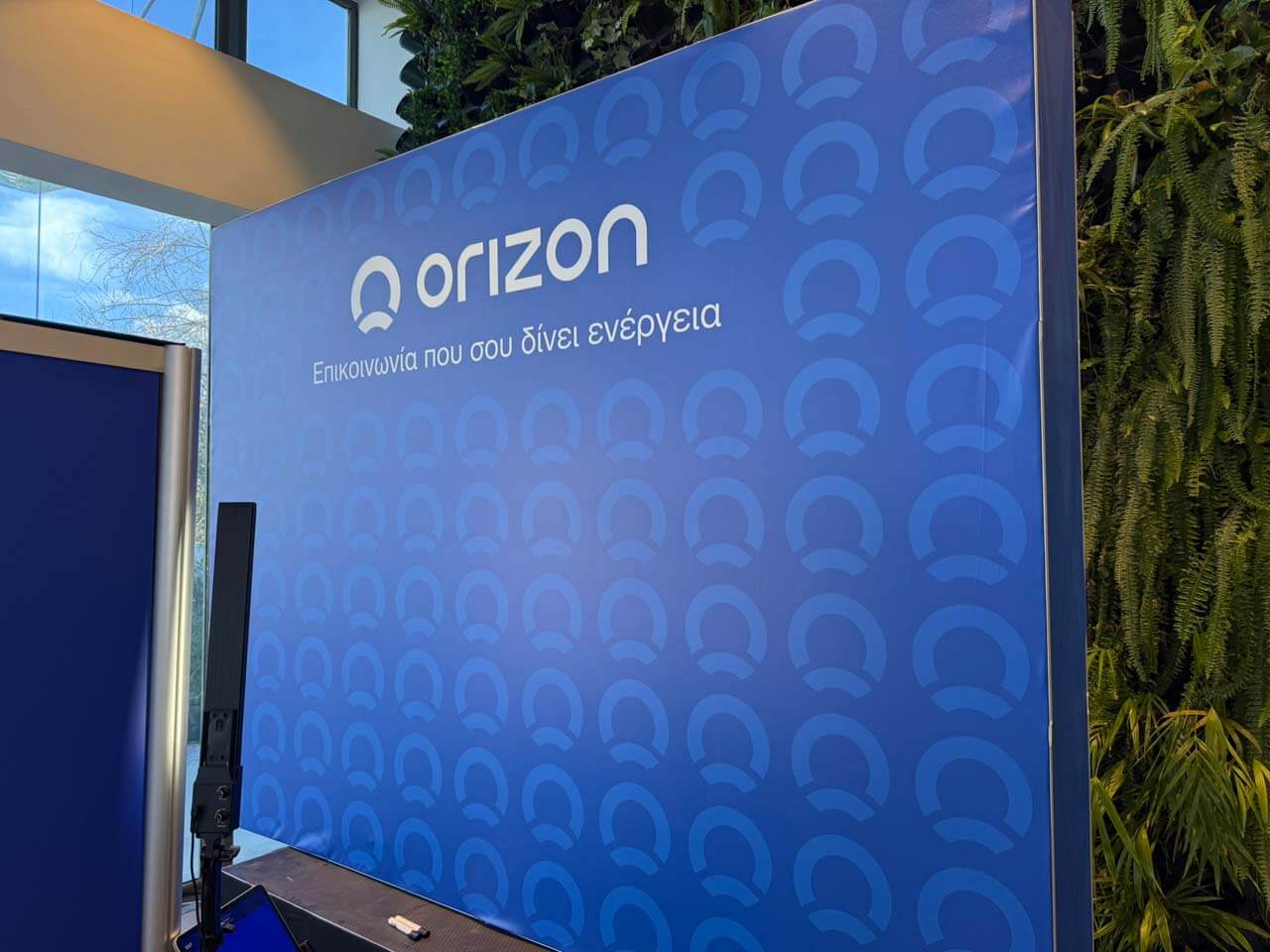 Scribble booth Orizon backdrop_onephotobooth