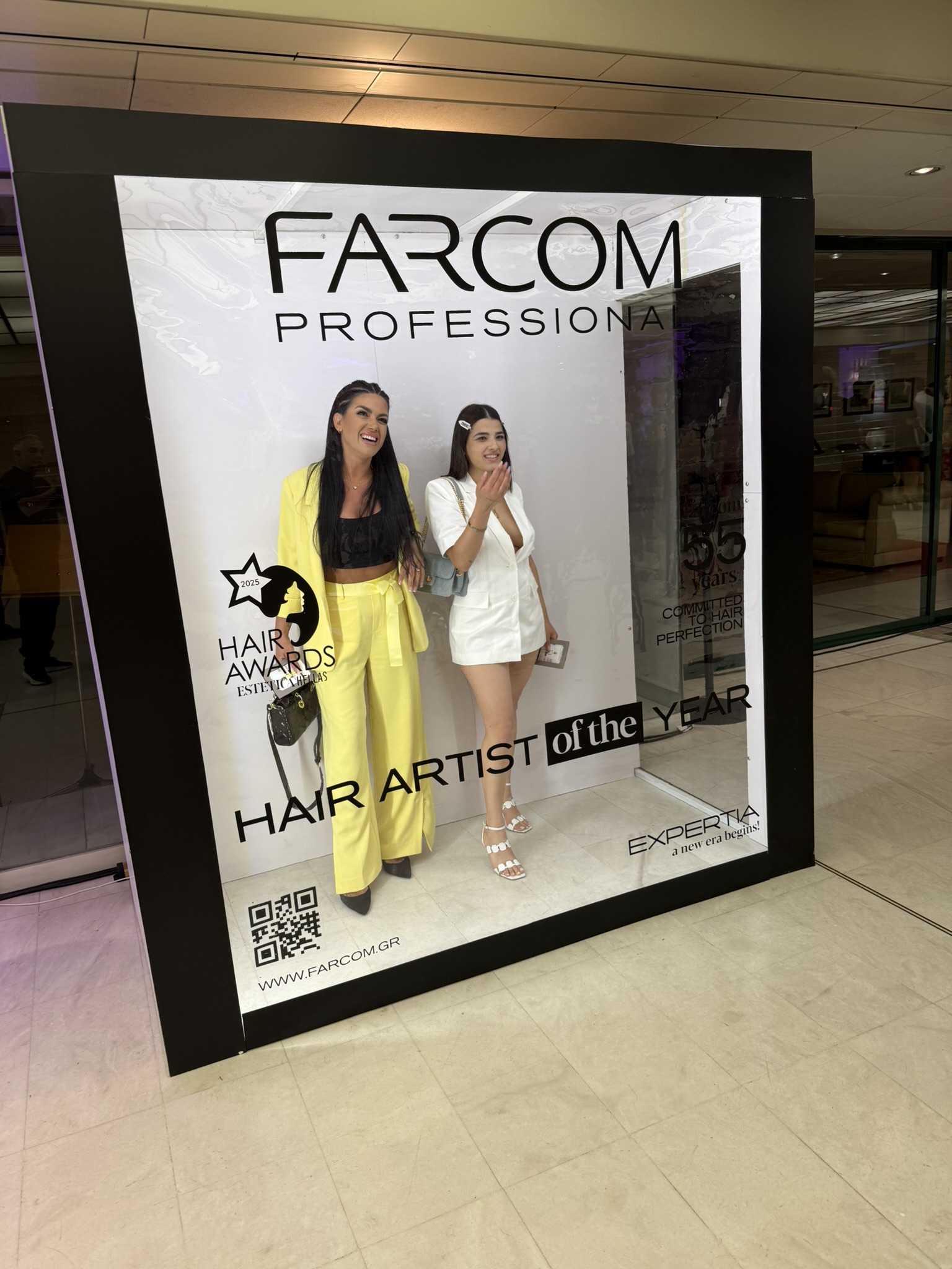 magazine cover set up_onephotobooth